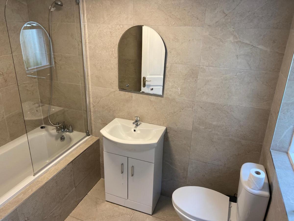 2 Bed Townhouse Eyre Square City Centre Γκάλγουεϊ Εξωτερικό φωτογραφία